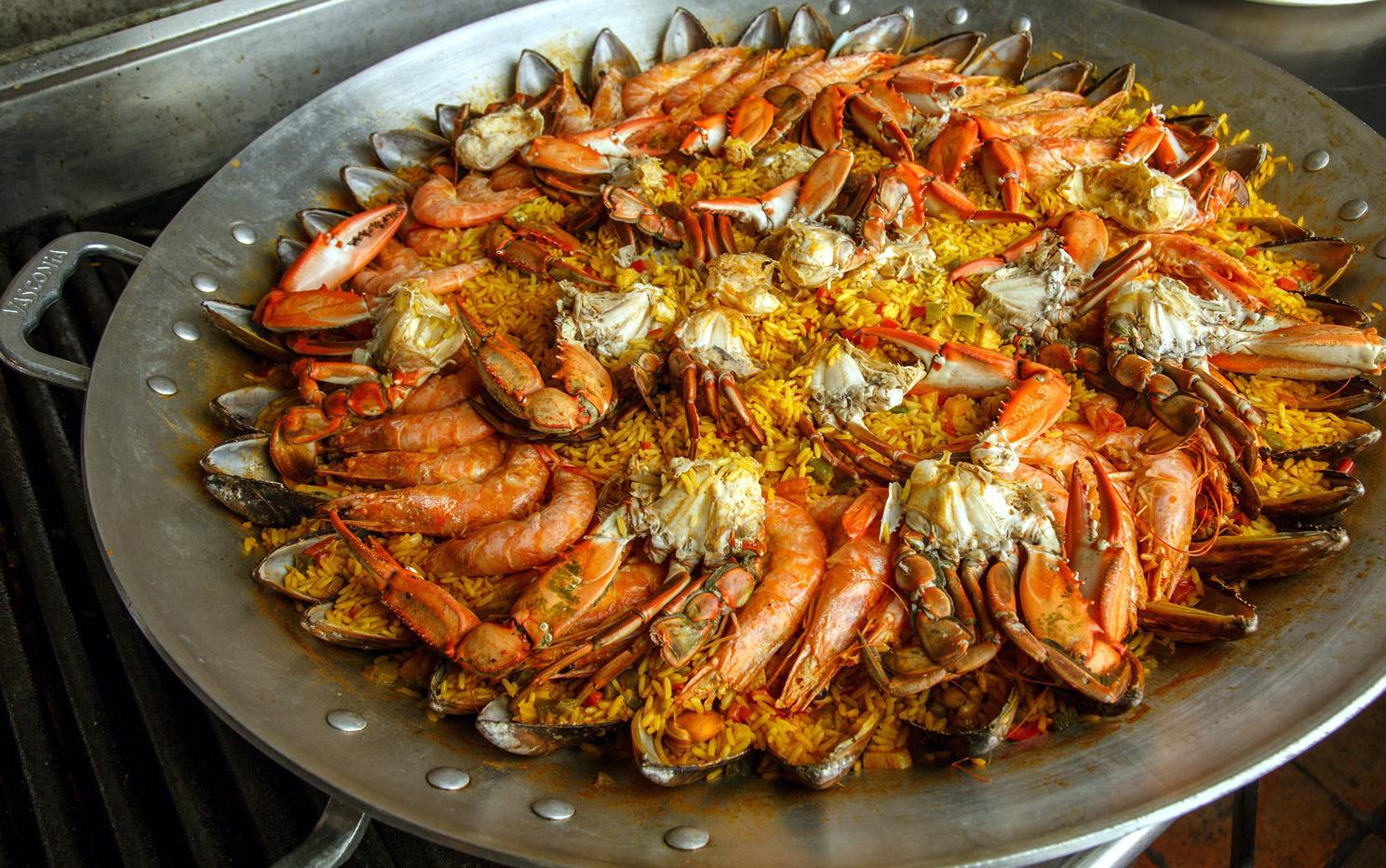 Receta: Paella española, una delicia de múltiples sabores